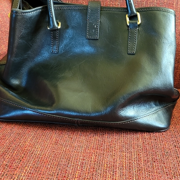 Dooney and Bourke Black Perry Satchel - Picture 5 of 14